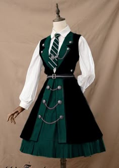 Slytherin Outfit, Slytherin Clothes, Slytherin Fashion, Stile Harry Potter, Hogwarts Outfits, Harry Potter Outfits, Old Fashion Dresses, Fashion Drawing Dresses, Dress Design Sketches