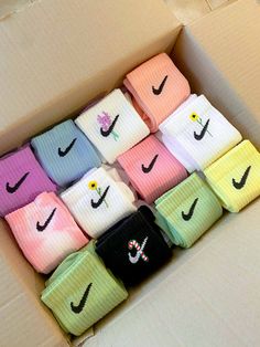 Brr Basket, Cute Sporty Outfits, Cute Nike Outfits, Sock Outfits, Nike Socks, Casual Preppy Outfits, Cute Nike Shoes, Cute Nikes, Cute Preppy Outfits