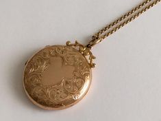 Rose Gold Locket, Gold Medallion Necklace, Victorian Locket, Gold Locket Necklace, Engraved Locket, Antique Locket, Gold Medallion, Gold Locket, Medallion Necklace