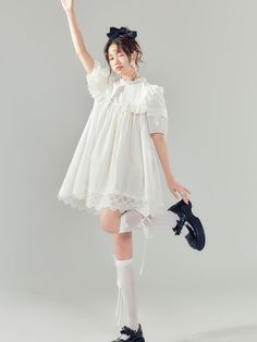 Material: 100% Cotton
 Model: 170cm/48kg





 Length
 chest
 Sleeve Length


 S

 81cm
 S
 35cm


 M

 84cm
 100cm
 36cm


 L

 87cm
 104cm
 37cm Girly Outfit, Lolita Outfits, Fashion Model Poses, Frill Dress, Poses References, Lolita Fashion, Fashion Poses, Cute Fashion, Look Fashion