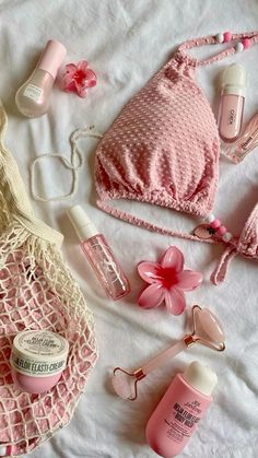 Summer Bikinis Coquette, Pink Lifestyle, Pink Girly Things, Pink Vibes, Everything Pink, Essential Bag, Pink Summer, Clean Girl, Pink Princess