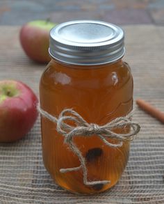 the best apple pie is in a mason jar