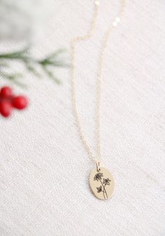 Birth Flower Necklace - Flora Necklace - Personalized Flower Jewelry - Birthday Gift For Her - Wildflower Necklace - Custom Birth Flower Do you know your birthflower? Our flower charms are laser engraved in your choice of fine sterling silver, 14K gold filled metal, or stainless steel. Each flower is a work of art, hand-drawn to highlight the most beautiful qualities of the flower. Hung from a delicate paper clip or cable chain as shown.  All items are nickel and lead free.  Looking for multiple Wildflower Necklace, Flora Necklace, Birth Flower Necklace, Bouquet Flower, Floral Pendant, Jewelry Birthday, Floral Necklace, Birthday Jewelry Gift, Flower Jewelry