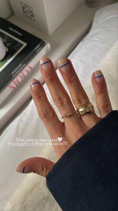 Swedish Style Nails, Minimalist Nail Art 2024, Sns Nails Short, Denver Nails, Coloured Tip Nails, Minimal Nails Art, Hippie Nails, Simple Gel Nails