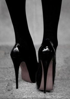 Heels Aesthetic, Bonnie Bennett, Selina Kyle, Prom Heels, Katherine Pierce, Caroline Forbes, Nina Dobrev, Black High Heels