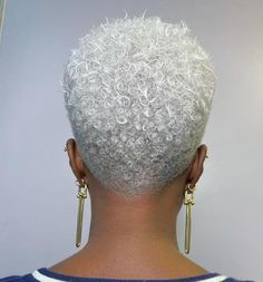 Short Platinum Cut for Black Women Short Natural Curls, Short Textured Hair, Shaved Design, Short White Hair, Tapered Natural Hair, Natural Hair Cuts, Tapered Hair