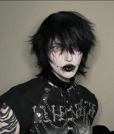 Alt Boy Makeup, Alt People, Goth Boys, Dark Gothic Fashion, Types Of Goth, Style 2025, Emo Things, Makeup Things