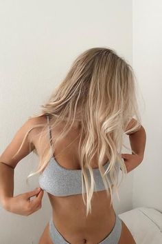 Blonde Hair With Root Smudge, Shimmer Top, Shimmer Fabric, Summer Pics, School Hair, Dirty Blonde