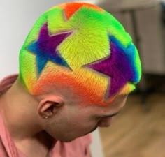 Short Colorful Hair Ideas, Shaved Head Designs Women, Short Colorful Hair, Short Colored Hair, Cool Short Haircuts, Haircuts And Color, Hair Colour Design