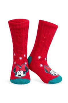 Cosy knitted Disney grip socks for women and teens Step into comfort like never before with these cable knit Disney winter socks, featuring Disney favourites, including; Stitch, Minnie Mouse and Eeyore Stay extra warm and save on electricity bills this winter with these cosy slipper socks and their snuggly sherpa fleece lining, designed to insulate and keep in the warmth Not only are these womens slippers super warm and cosy, but they also feature anti-slip pads on the bottom to increase grip, making them perfect for wearing around the house, whatever the surface Upgrade your comfort and say hello to a new staple for working from home, relaxing in the evening to watch movies, or wearing to bed for an extra-cosy night's sleep These cosy bed socks for women make a thoughtful gift for your mu Disney Winter, Stitch Gifts, Cosy Bed, Bed Socks, Fluffy Socks, Non Slip Socks, Stitch Gift, Disney Designs, Warm Slippers