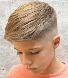 Low Taper Fade Haircut, Trendy We Fryzurach