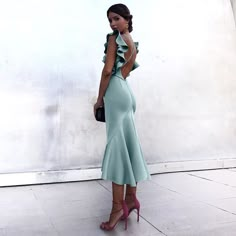 Elegant Ruffled Mermaid Dress For Gala, Elegant Ruffled Mermaid Dress For Evening, Elegant Evening Mermaid Dress With Ruffles, Chic Sleeveless Mermaid Dress For Formal Occasions, Elegant Evening Dress With Ruffles And Mermaid Hem, Elegant Fishtail Evening Dress With Ruffles, Chic Backless Dress With Ruffles For Prom, Elegant Dress With Ruffle And Mermaid Hem, Elegant Mermaid Dress With Ruffles