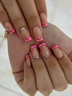 Pink Tip Nails, Pink French Nails, Unghie Sfumate, Summery Nails, Girly Acrylic Nails, French Tip Acrylic Nails, Simple Acrylic Nails