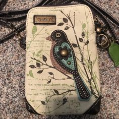 Never Used Chala Crossbody Wallet Billabong Sandals, Sanuk Sandals, Chala Handbag, Sewing Crafts Tutorials, Wristlet Purse, Embroidered Bag, Crossbody Wallet, Wristlet Wallet, Zip Wallet