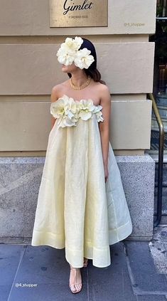 Summer Soiree Outfit, Soiree Outfit, Lehenga Designs Simple, Church Dress, Sunday Dress, Effortlessly Chic Outfits, African Traditional Dresses, Summer Soiree, Classy Dress Outfits