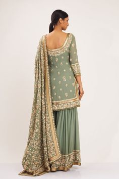 Sage Punjabi Suit, Mint Green Punjabi Suits, Sage Green Sharara Suit, Sage Green Indian Suit, Sage Green Punjabi Suit, Sage Green Desi Dress, Sage Green Sharara, Indian Suit Back Design, Sage Green Indian Wedding