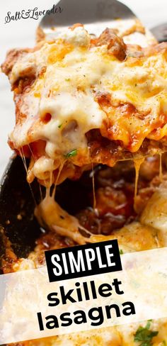 closeup of a portion of lasagna with text overlay that reads simple skillet lasagna Lunch Recipes Chicken, Italian Sausage Marinara, Salt And Lavender, Skillet Lasagna Recipe, Italian Sausage Lasagna, The Best Lasagna, Sausage Marinara, Sausage Lasagna, Skillet Lasagna