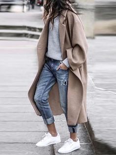 Trent Coat, Winter Mode Outfits, Trendy Winter Fashion, Long Outerwear, Mode Mantel, Fall Fashion Coats, Winter Trends, Winter Fashion Outfits