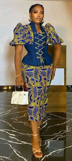 African Wears, African Elegance, Classy Short Dresses, Shweshwe Dresses, Kente Dress, 2piece Outfits, Church Outfit, Ankara Skirt, African Wear Dresses