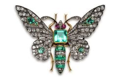 Crear Con Foamy: Crea Un Bello Broche De Mariposa Con Bug Pins, Art Deco Jewelry 1920s, Butterfly Fashion, Beautiful Bugs, Royal Jewels, Butterfly Jewelry, Precious Gems