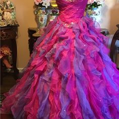 New Beautiful Dress Corset In The Back Dress Corset, Corset Dress, Beautiful Dress, Pink Purple, The Back, Beautiful Dresses, Prom Dresses, Size 4, Prom