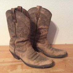 Distressed Looking Boots. Very Little Wear. So Cute! Ariat Cowgirl Boots, Ariat Shoes, Cowgirl Boots, Women Shoes, Boots, Women Shopping, How To Wear, Color