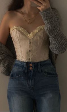 Cute Outfits With Corsets, Corset Top Outfit Aesthetic, Outfit Ideas With Corset, Corsette Outfit, Clean Goth Aesthetic, Aesthetic Corset Outfit, Outfits With Corsets, Outfit With Corset, Corset Outfit Aesthetic