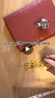 Wrapping Tips, Gift Wrapping Station, Xmas Gift Wrap, Wrapping Station, Creative Wrapping, Glitter Tape, Crafts Holiday, Creative Gift Wraps, Gift Bags Diy