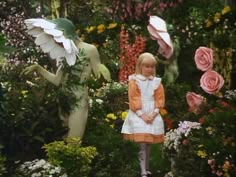 ☽ Glitter Tomb ☾ Alice In Wonderland 1985, Daisies 1966, Film Inspiration, Through The Looking Glass, Film Stills, Old Movies, Little Mermaid, White Rose, Blue Bird