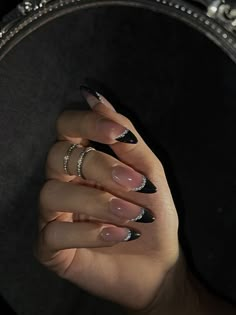 Paznokcie Hello Kitty, Black Almond Nails, Maquillage On Fleek, Black Acrylic Nails, Nagel Tips, Smink Inspiration, Her Nails, Casual Nails