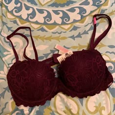 New With Tags Fancy Bra Design, Cute Bras Victoria's Secret, Cute Bras Aesthetic, King And Queen Pictures, Bra Shopping, Cute Bra, Victoria Secret Pink Bras, Aesthetic Grunge Outfit, Cute Bras