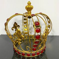 Very Good For Decor. Head Sized Royal Headpiece, Royal King Crown, King Crown, Royal Tiaras, Gold Tiara, Royal King, Kings Crown, Crown Jewels, Accessories Vintage