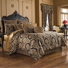 Black Comforter Sets, Black Comforter, Comforter Set, Comforter Sets, Black And Gold, Damask, Bedding Set, Bed Bath, Queen