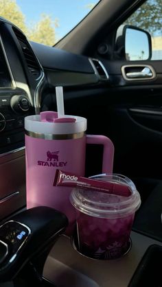 #aesthetic #stanley #rhode #starbucks Pink Stanley Aesthetic, Starbucks Tumbler Aesthetic, Stanley Cups Aesthetic, Aesthetic Stanley, Stanley Aesthetic, Christmas Gift Exchange Ideas, Gift Exchange Ideas, Stanley Pink, Starbucks Aesthetic