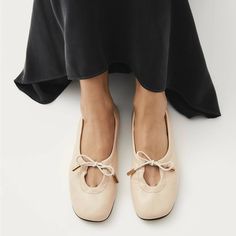 Rosalind Cream Leather Ballet Flats New Without Tags Currently On Demand Brand Label Has Been Crossed Out By Store To Prevent Returns. Description: Cream Leather Stretchy Ballet Flats Rosalind Is A Stretchy Ballet Flat With Unlined Uppers Threaded With A Drawstring. Crafted From Soft Cream-Colored Leather, This Pair Features An Elasticized Back And Flexible Soles, Making Them Easy On The Feet. So Comfy, You Could Wear Them Around The House - Except They’re Too Cute To Be Kept Indoors. Compositio Cream Ballet Flats, Vegan Boots, Sustainable Leather, Chic Shoes, Goat Leather, Leather Ballet Flats, Colored Leather, Flat Color, Ballet Flat