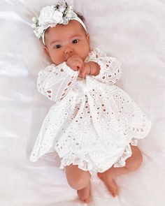 Godmother Gifts Baptisms, Baby Wedding Outfit, Stylish Baby Clothes, Baptism Girl, Instagram Baby, Stylish Baby