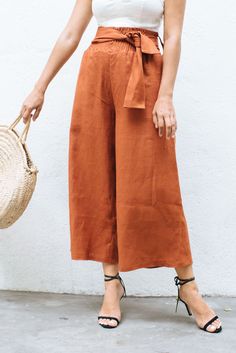 DIY Wide Leg Linen Pants-5 Stylish Sewing Patterns, Wide Legged Pants, Trendy Sewing Patterns, Linen Fashion, Sewing Tutorials Free