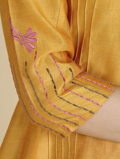 Mustard Suit, Suit Embroidery Designs, Kurta Women, Suit Embroidery, Kurti Sleeves Design, Embroidery Online, Embroidery On Kurtis, Neck Designs For Suits, Trendy Shirt Designs