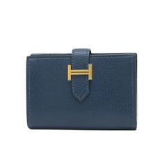 Used Hermes Bearn Wallet Wallet/Coin Case Chevre Deep Blue B Stamp (Sku: Gzl144bx) === General === Brand : Hermes === Design === Type : Wallet (Bi-Fold) Gender : Women,Men Material : Chevre Leather Color : Deep Blue === Size === Size (Hxwxd) : 7cm X 10.5cm / 2.75'' X 4.13'' === Included Items === Accessories : Box Accessories Notice : Before Purchasing, Please Refer To The Images Of The Accessories Included With The Item. === Condition === Condition : Opened (Never Used) Ranking : Rank Ns Never Elegant Blue Bifold Wallet, Elegant Blue Wallets, Elegant Evening Blue Wallets, Elegant Blue Evening Wallets, Blue Rectangular Wallets For Formal Occasions, Luxury Blue Wallet For Formal Occasions, Formal Blue Rectangular Wallets, Designer Blue Wallet For Formal Occasions, Designer Blue Wallets For Formal Occasion