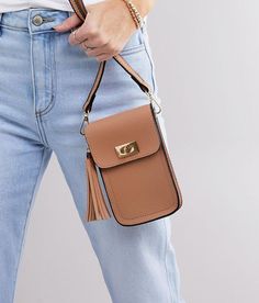 Crossbody Bag Outfit, Popular Handbags, Faux Leather Purse, Laptop Tote, Cell Phone Purse, Bags For Teens, Purse For Women, Handbags Affordable, Cheap Bags