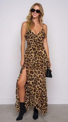 Product Details : Maxi Dress Button down Sleeveless Leopard Print 82889 Y9-4 Kesha, Button Dress, V Neckline, Best Sellers, Strapless Dress, Leopard Print, Bridesmaid Dresses, Maxi Dress, Dresses