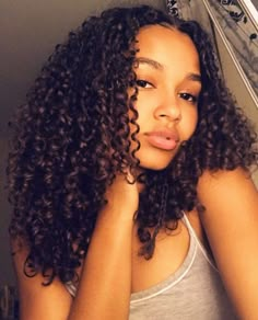 Curly Afro Hair, Curly Styles, Curly Hair Braids, Curly Hair Problems, Curly Hair Photos, Cute Box Braids Hairstyles, Beautiful Curly Hair, Curly Hair Styles Easy, Hairdos For Curly Hair