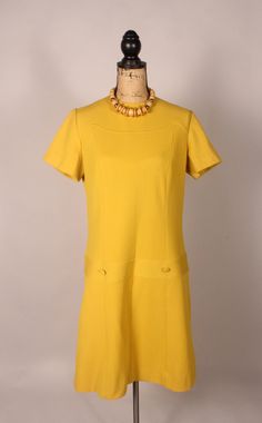 Wonderful vintage 60's 70's yellow polyester dress with button accent!  (has a spare button inside, too! :)  So cute, and in great condition! Bust:44" Waist:36" Hips:40" Length:39"ish Sleeve:7.5 Label:"Dolly Myers 100% Polyester Double Knit Machine Washable" Necklace not included. 3454 Poly Dress, Knit Machine, Double Knit, Polyester Dress, Double Knitting, Vintage 60s, Dress Clothes For Women, Art Collection, Dress Outfits