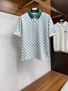 Polo T Shirt Design, Luxury Shirt, Polo Shirt Outfits, Drippy Outfit, Mens Business Casual Outfits, Rapper Outfits, Polo Design, Men Fashion Casual Shirts, Stylish Men Casual