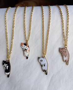 Dangling cats necklaces/ black cat/calico cat/siamese colored cat/cute brown and white cat/cat lovers gift/teenager gift/mother gift/keep for yourself/so delicate and cute Cat Calico, Cat Brown, Cat Siamese, Necklaces Black, Teenager Gifts, Brown Cat, Calico Cat, Cat Necklace, Cute Necklace