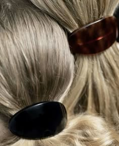 Chique Outfit, Gilmore Girl, Sophie Buhai, Penteado Cabelo Curto, French Barrette, Hair Collection, Winter Hairstyles, 가을 패션, Kate Moss