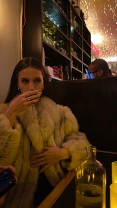 Millionaire Women, Jewellery Outfit, Luxury Mansion, Wife Style, Russian Winter, About Last Night, Money Motivation, Rich Girl Aesthetic, Boss Girl