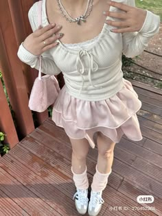 Princess Core Casual Outfits, Pink And White Fits, Pink And White Summer Outfits, Pastel Coquette Outfits, Bunnycore Outfits, Dolly Aesthetic Outfits, Balletcore Outfit Ideas, Cotteque Outfits