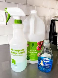 the kitchen counter is clean and ready to be used as a dishwasher detergent