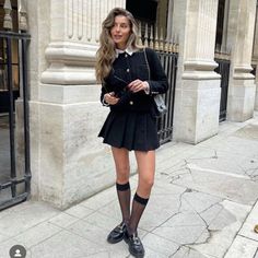 Old money outfit ideas | quiet luxury style | fall winter outfit ideas aesthetic #oldmoney #womenfashion https://www.fiverr.com/s/kL0Y9Yo Womens Preppy Outfits, Dinner Outfit Casual, Preppy Fall Outfits, Latina Outfits, Look Office, Estilo Indie, Skandinavian Fashion, Preppy Fall, Europe Outfits